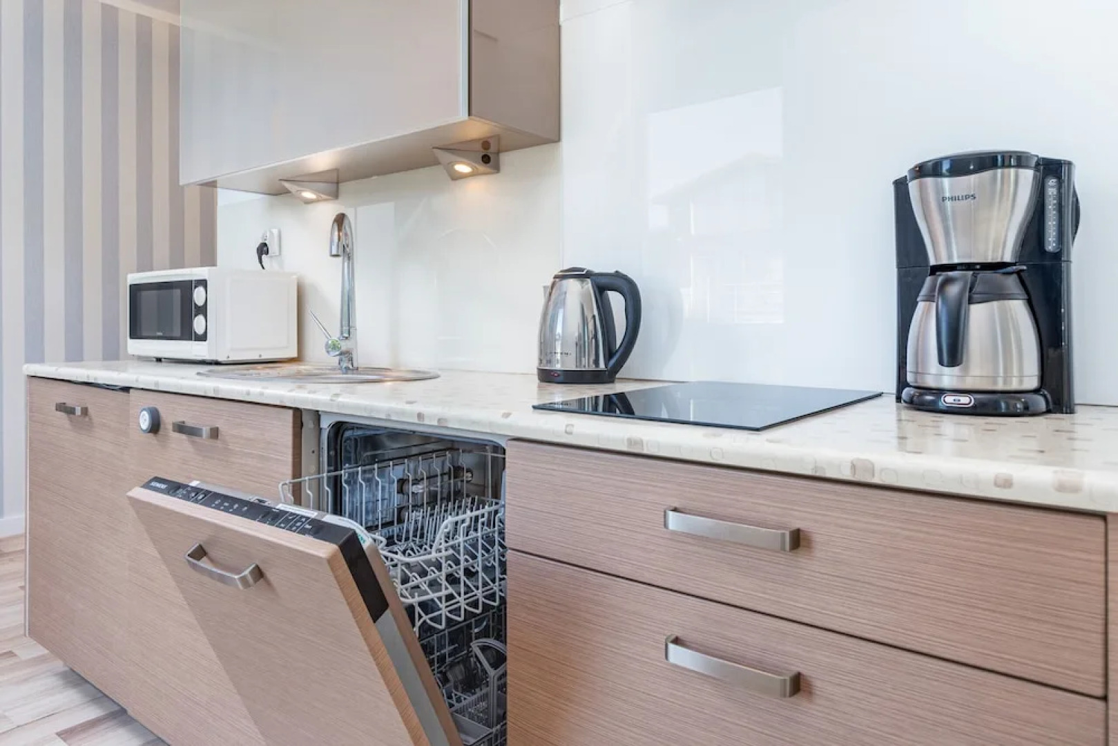 Apartments Feniks by Renters