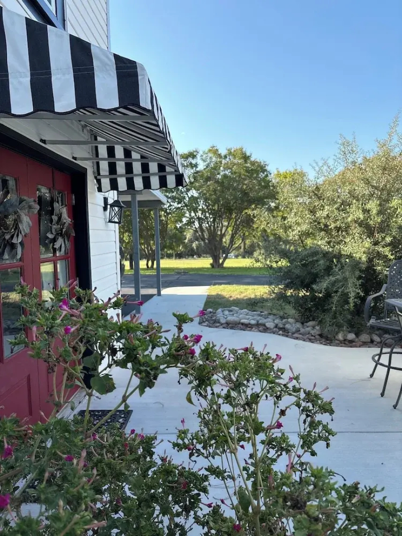 The Old Liberty Schoolhouse B&B