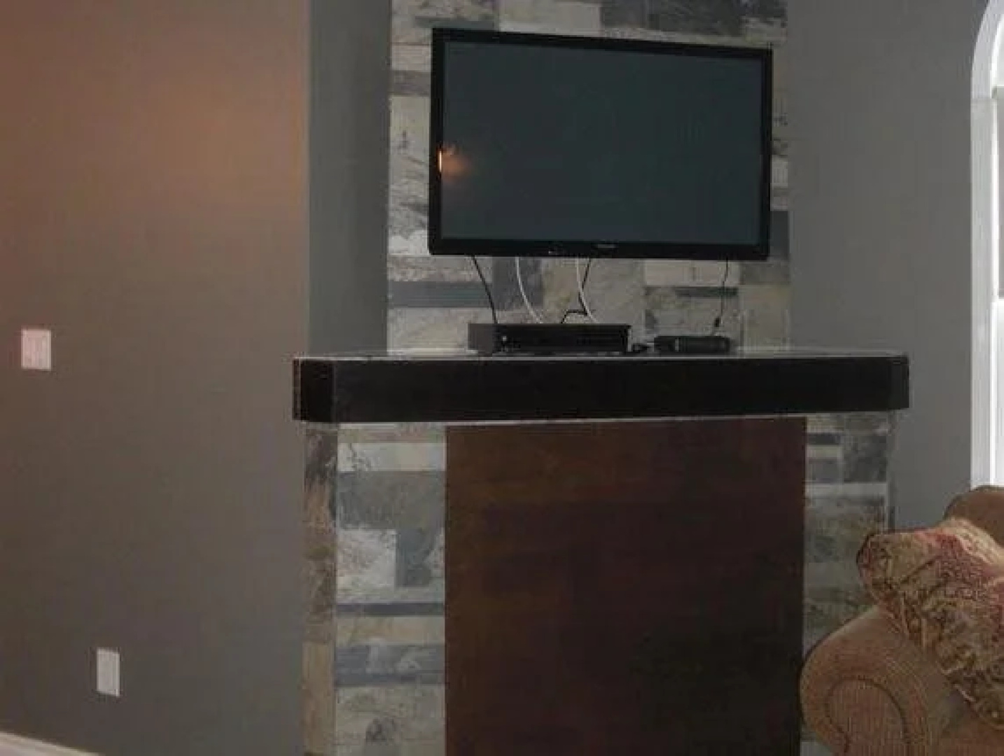 Seasons Extended Stay Suites