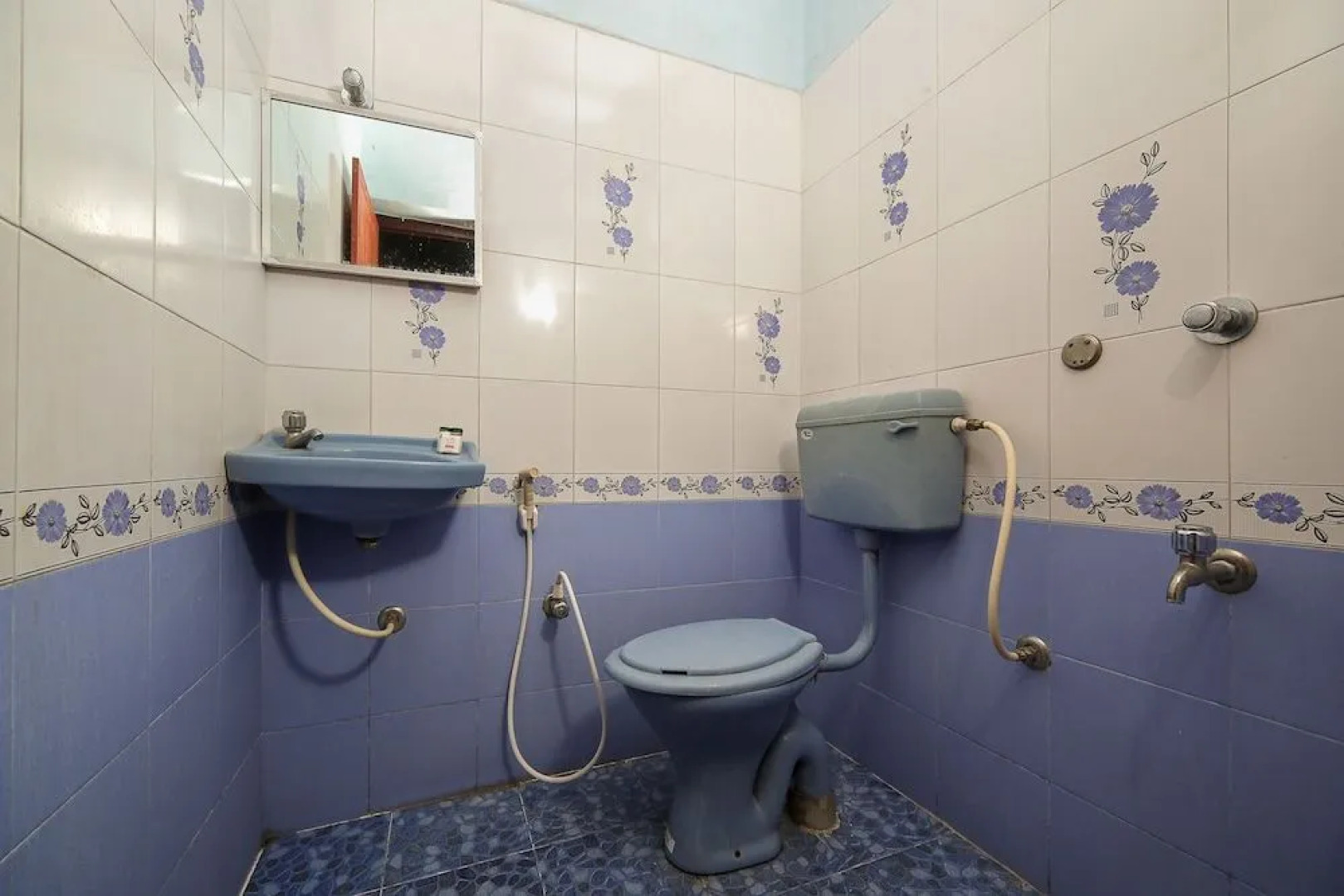 OYO 41072 Hill View Cottages