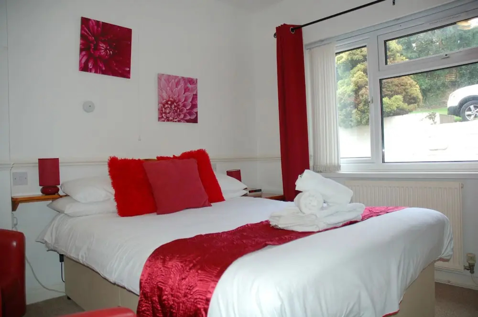Cottage Court Hotel