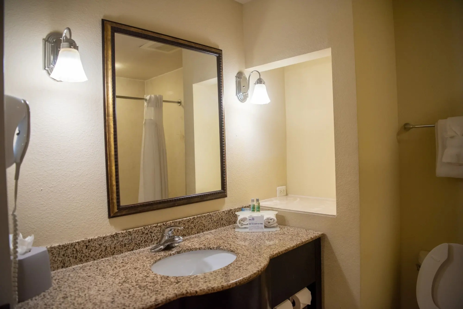 Holiday Inn Express & Suites Chaffee-Jacksonville West by IHG