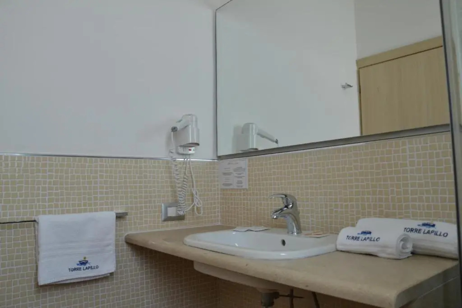 Affittacamere Torre Lapillo