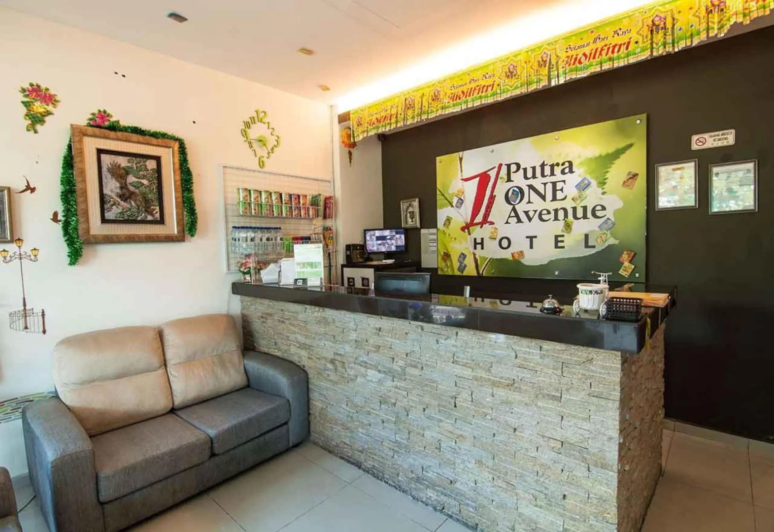 Putra One Avenue Hotel