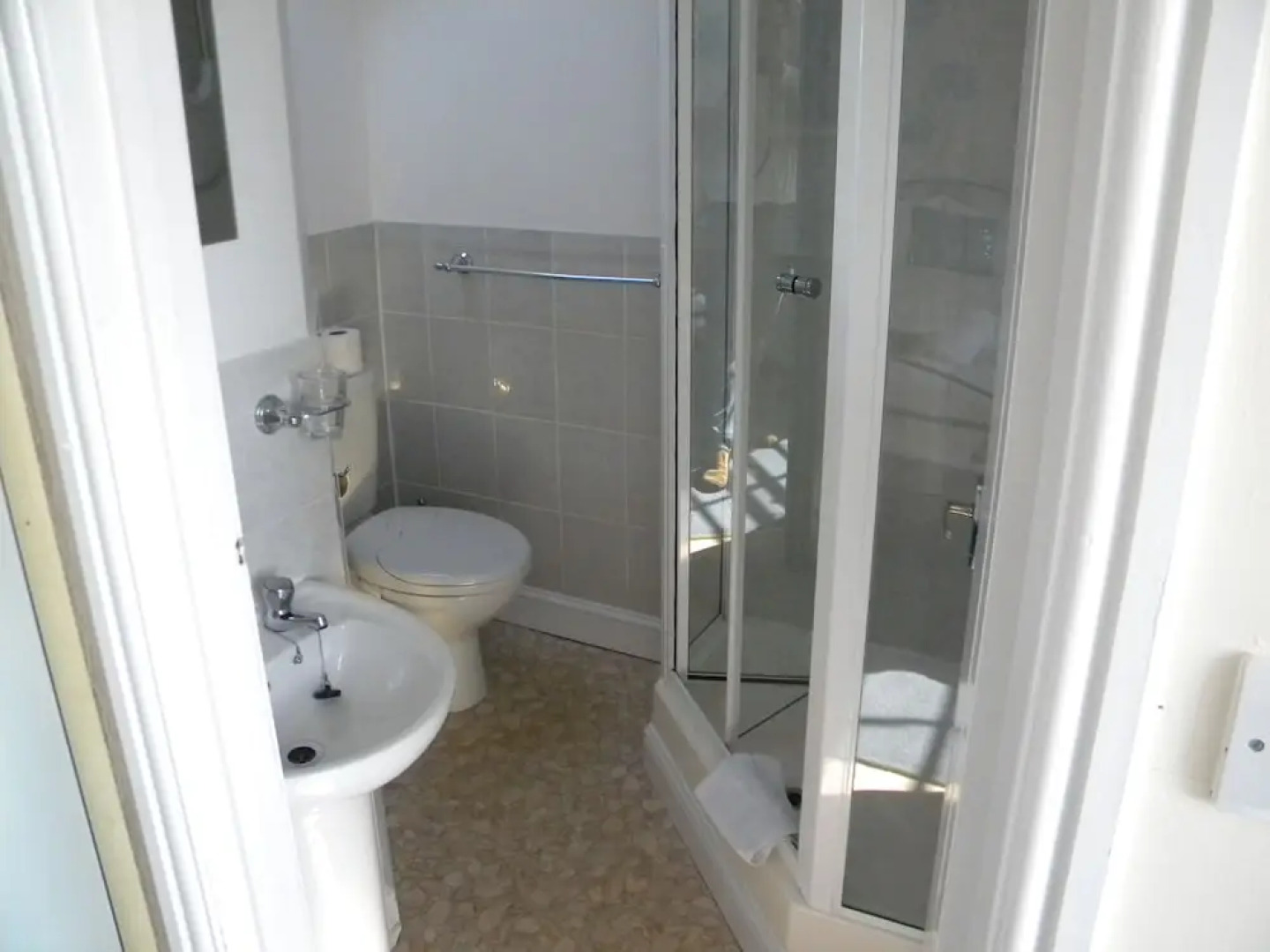 The Alendale Guest House