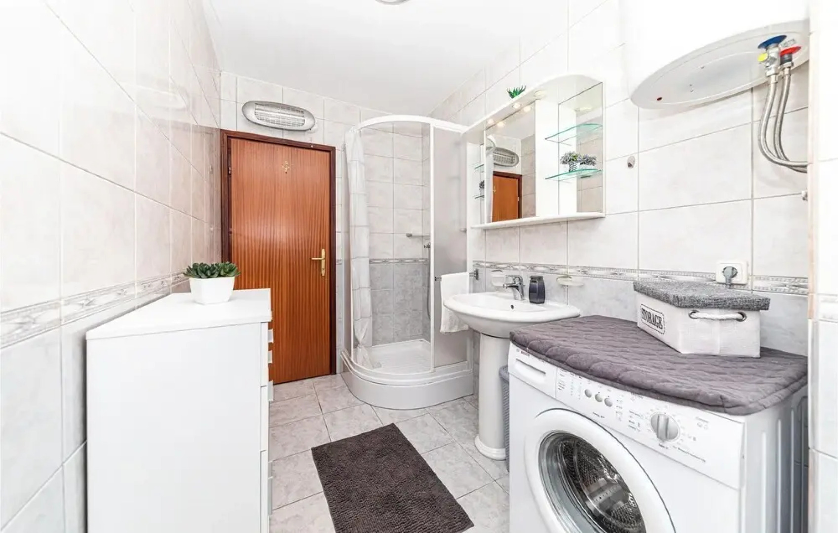 Nice Home in Drvenik Veli With Wifi and 3 Bedrooms