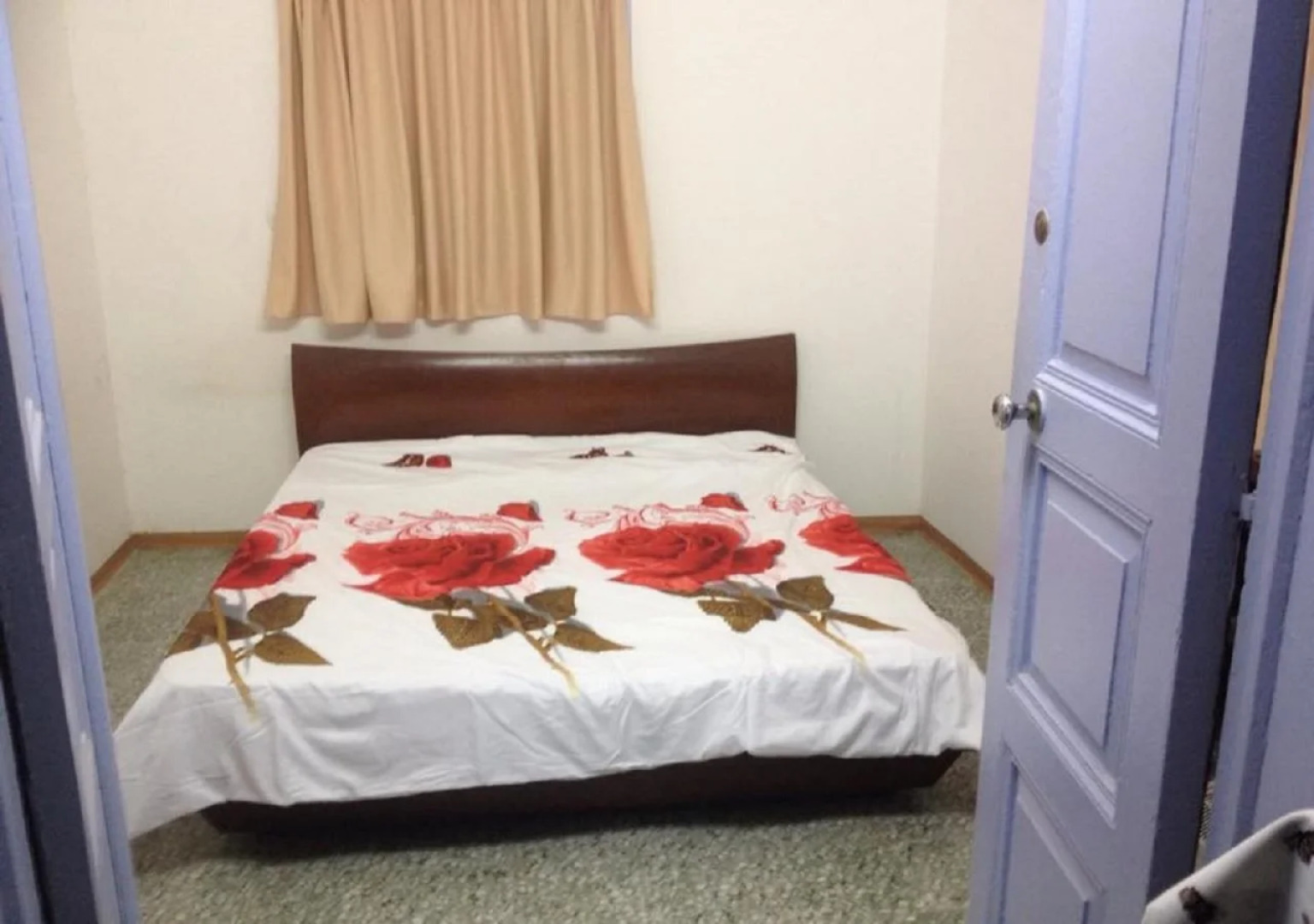 Nzar Khoury For Hosting Guest House