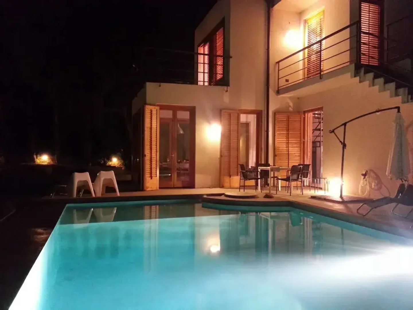 Whole Modern Villa With Pool And Near The Sea