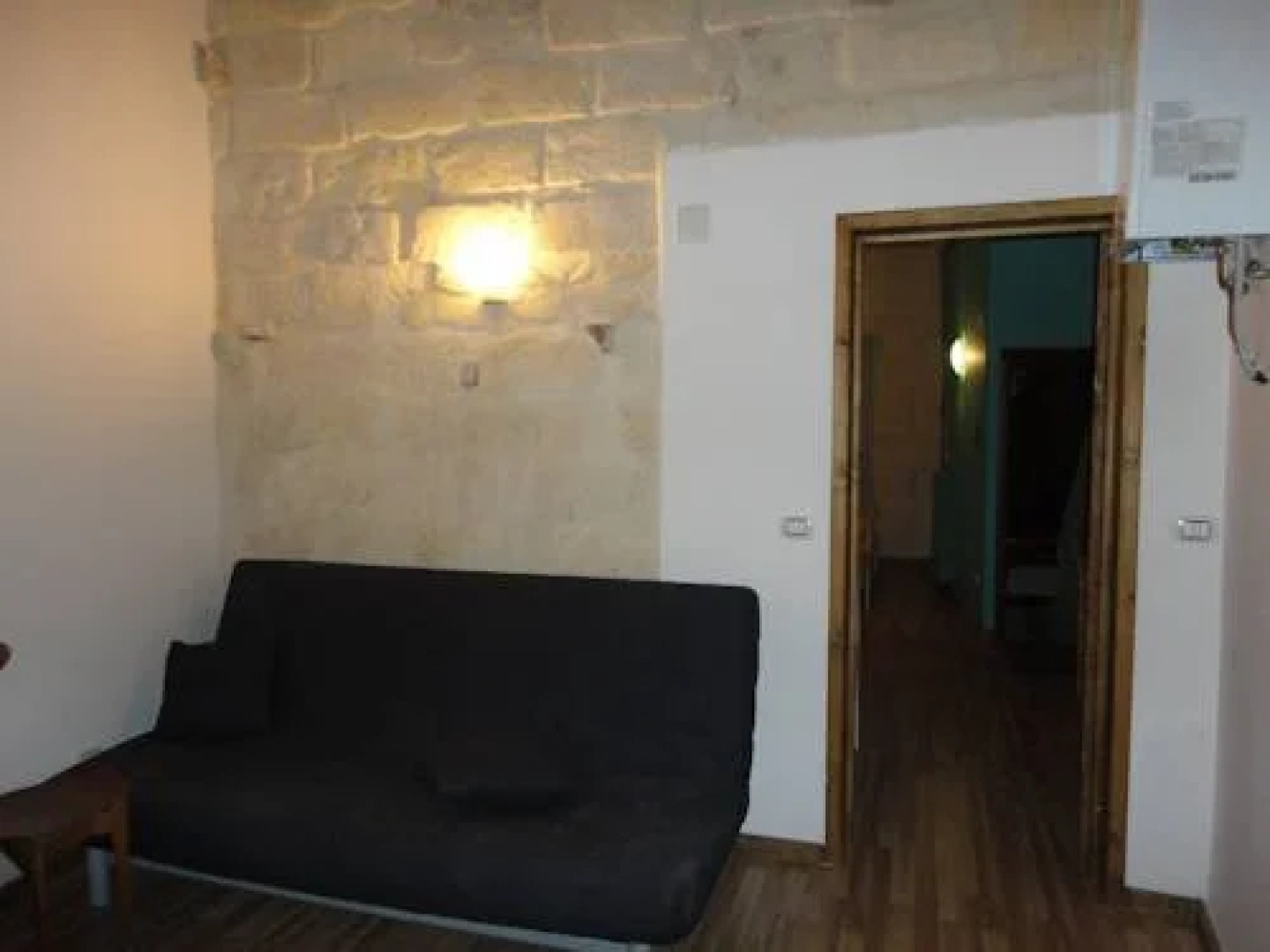 Apulia Hotels Castel del Monte