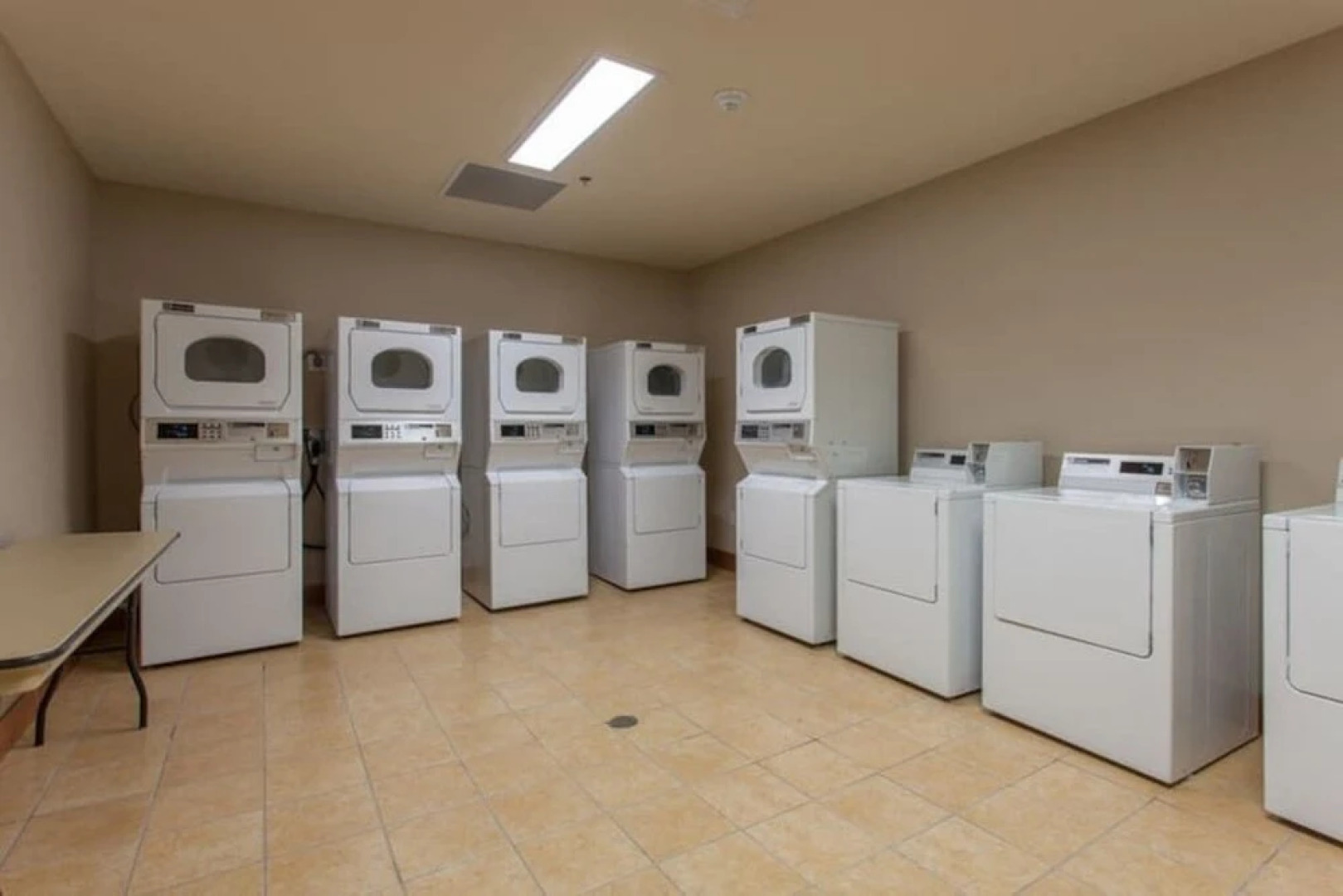 Village 2416 White Mountain Lodge