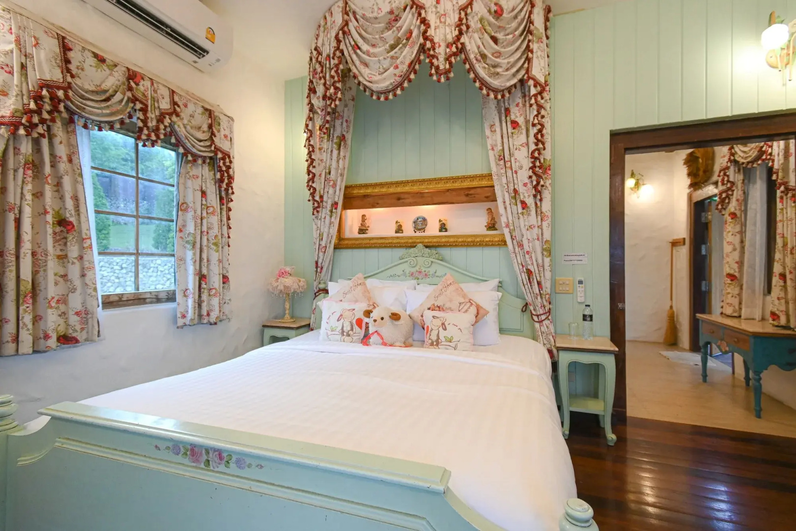 Swiss Valley Hip Resort