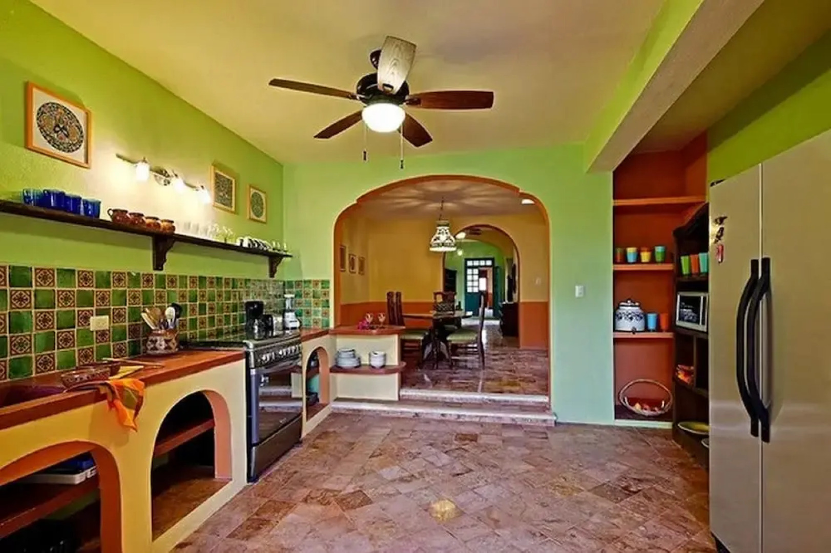 Tranquil Tropical Oasis in the Historic Center