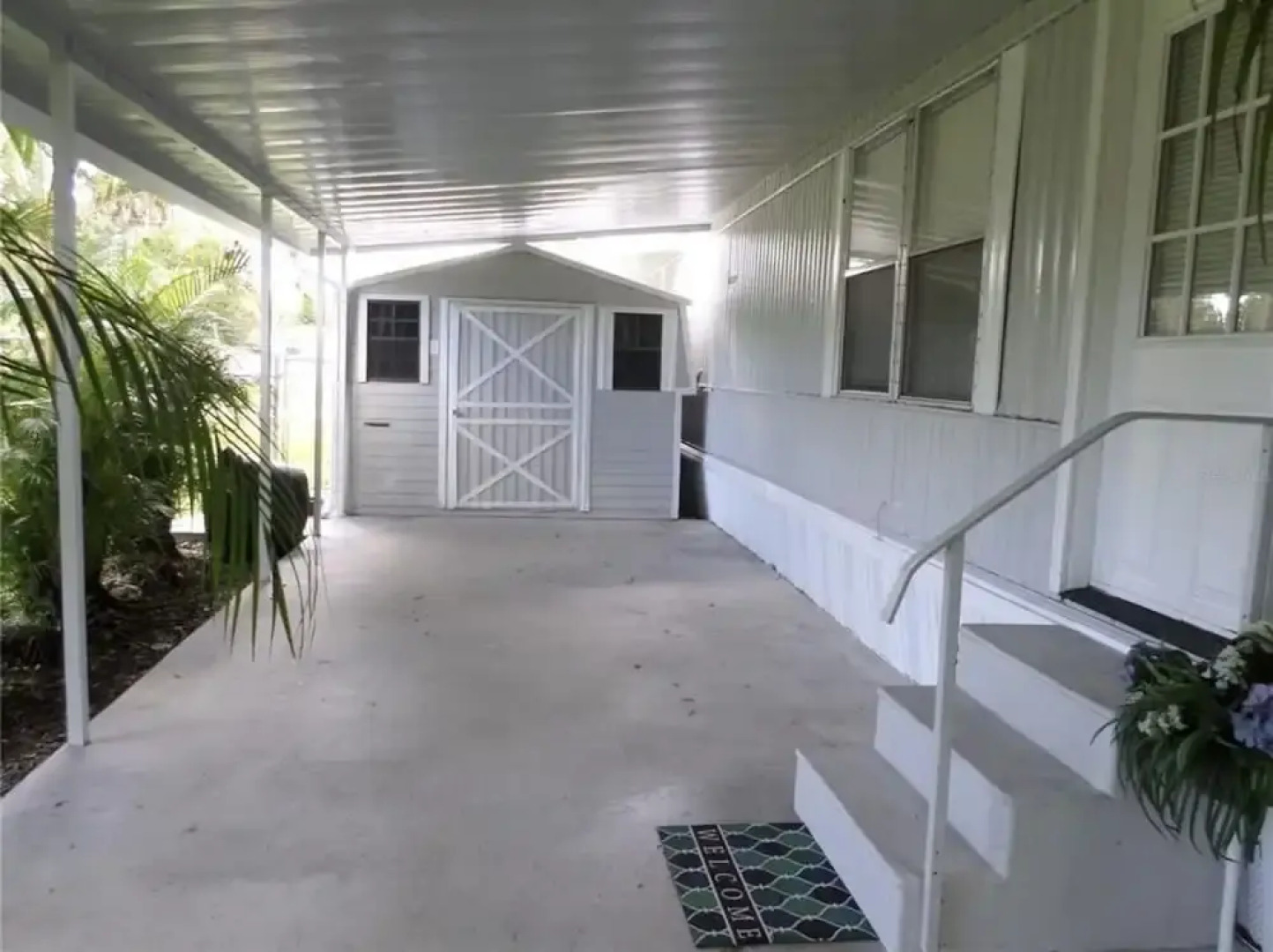 Taylor Creek River Cottage By The Boat Ramp 2 Bedroom Cottage by RedAwning