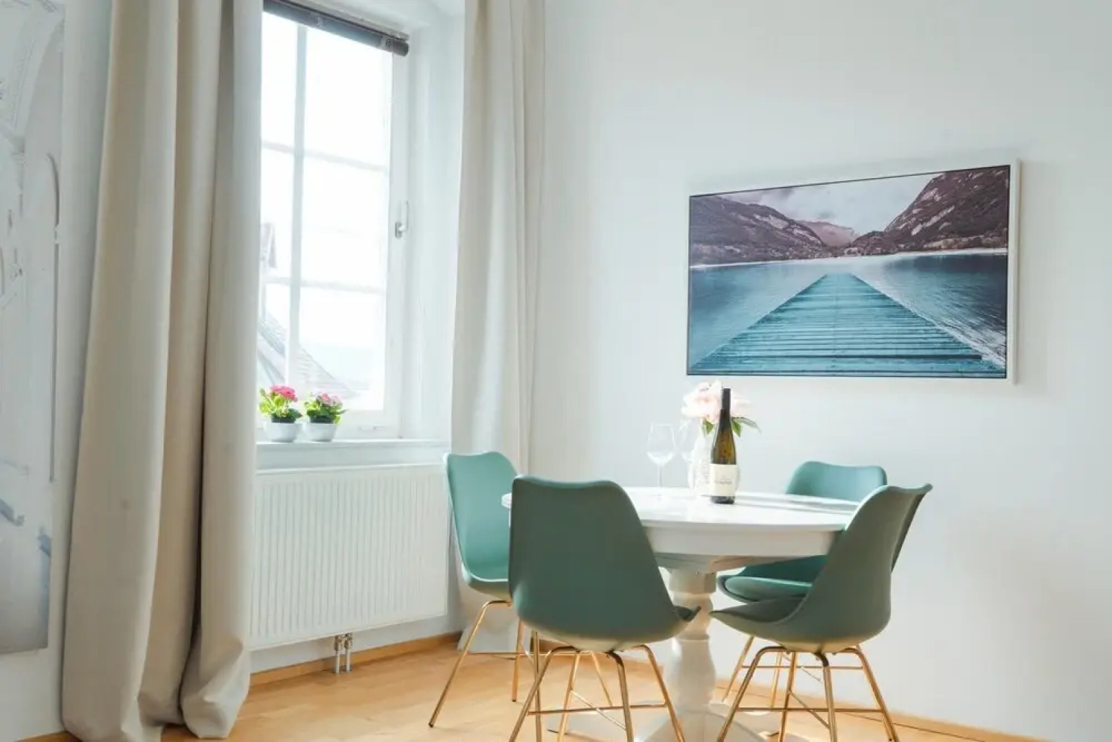 Deluxe Apartment With Elevator in the Historic City Centre of Krems