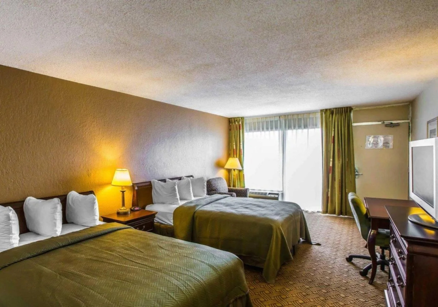 Red Roof Inn & Suites Anderson, SC