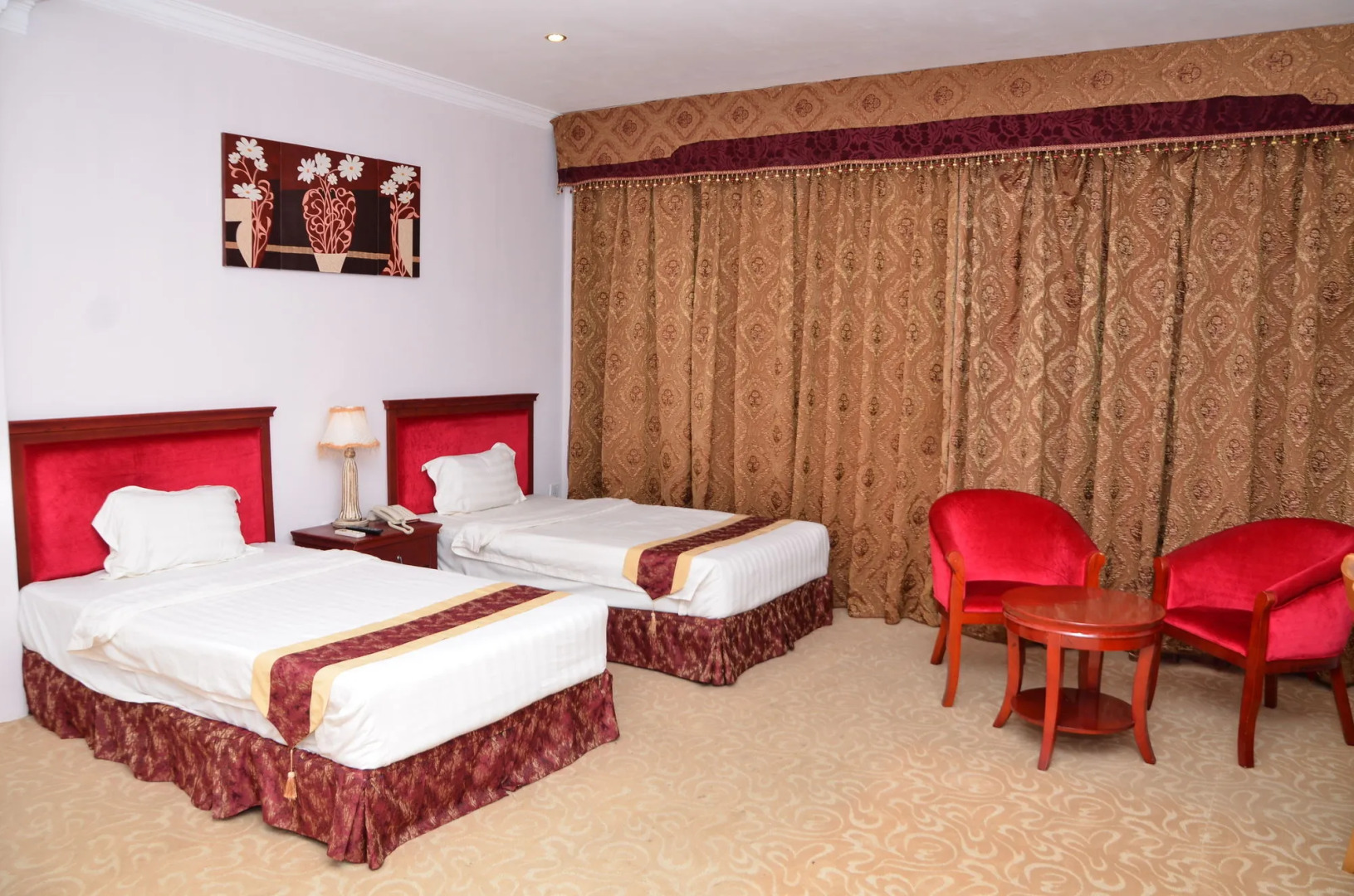 Tilko Jaffna City Hotel