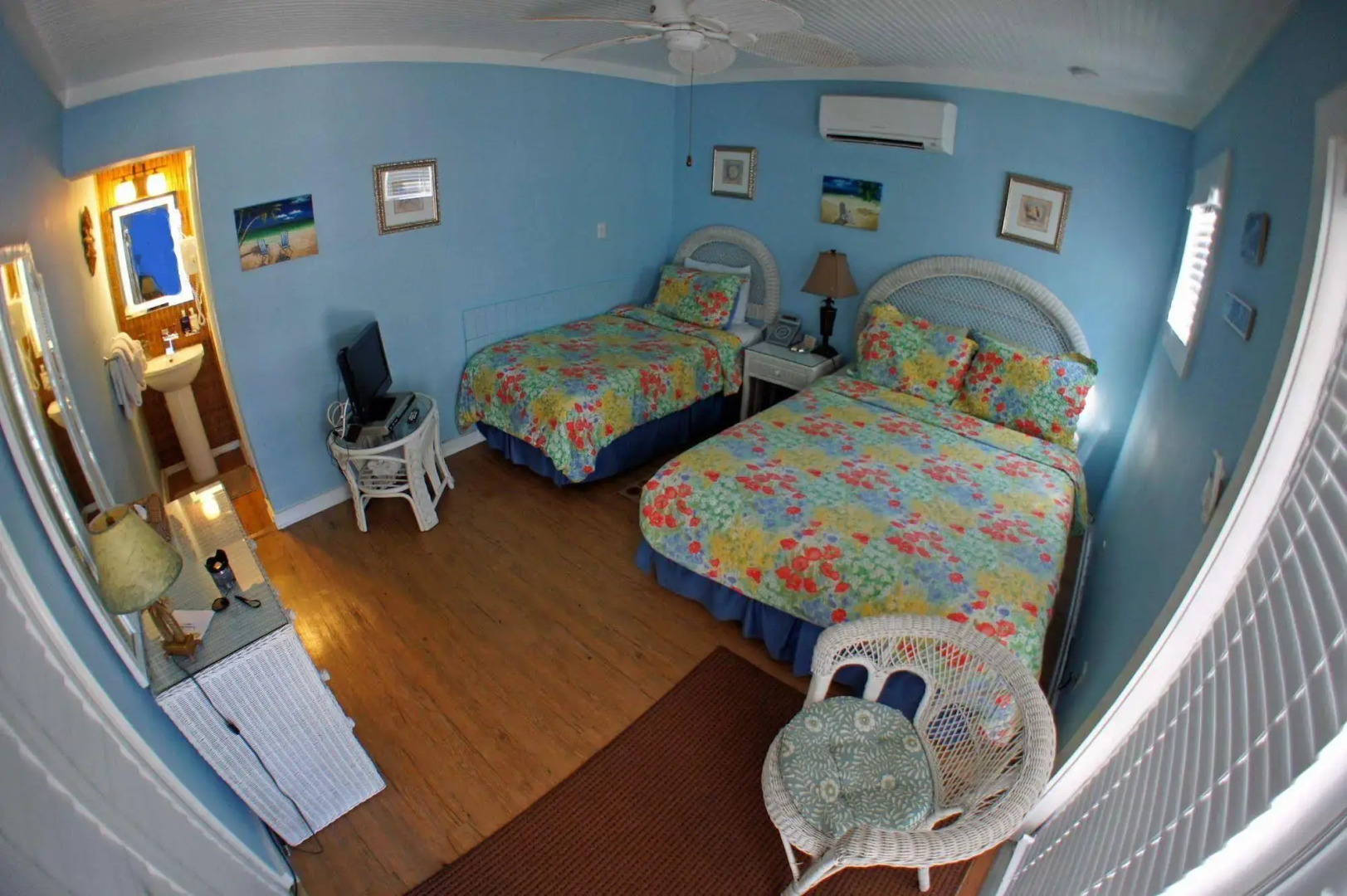 Seascape Tropical Inn - Adult Exclusive