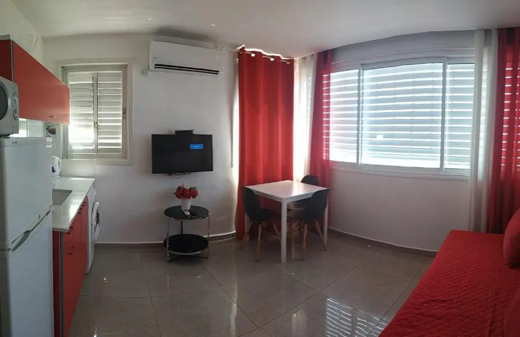 612 Apartment on the Beach