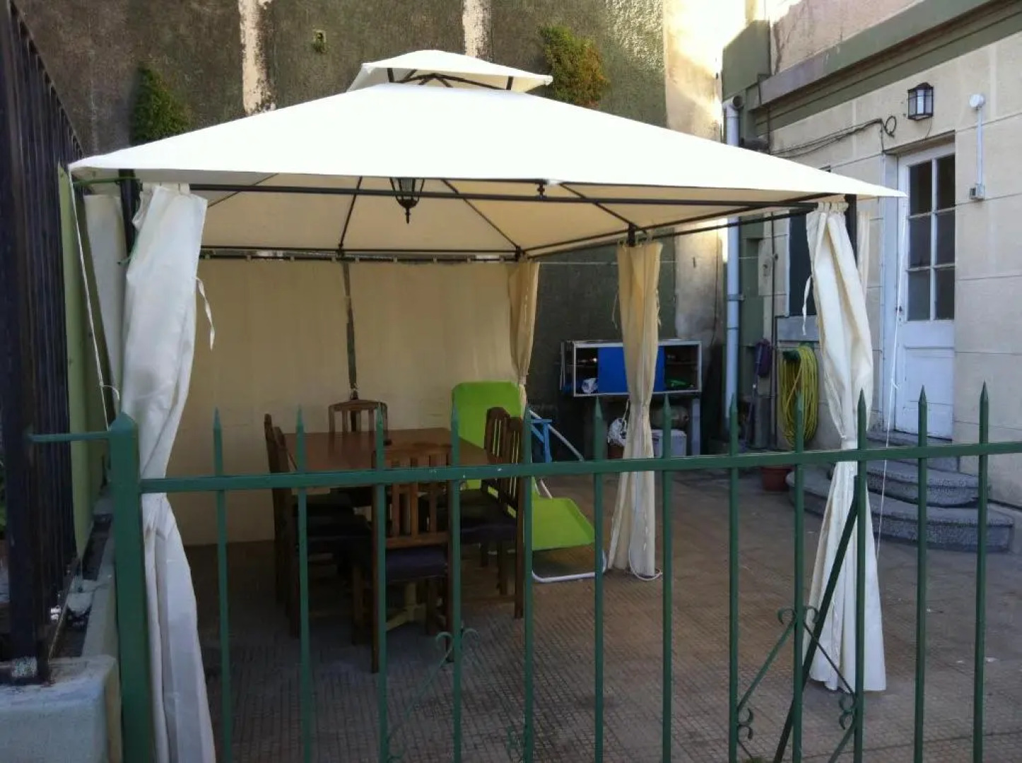 Hostal Little Castle - Hostel