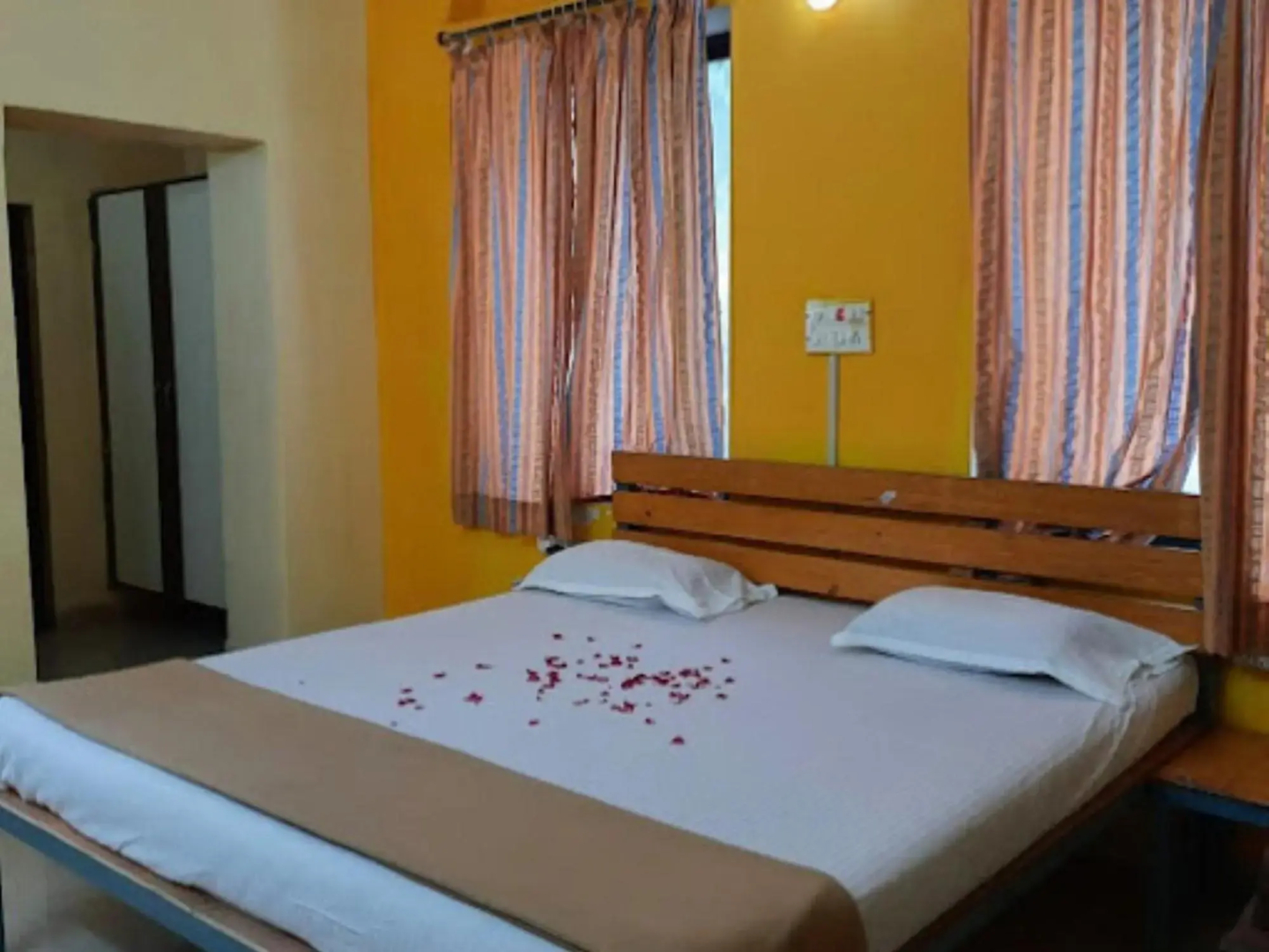 Anand Beach Resort Bordi