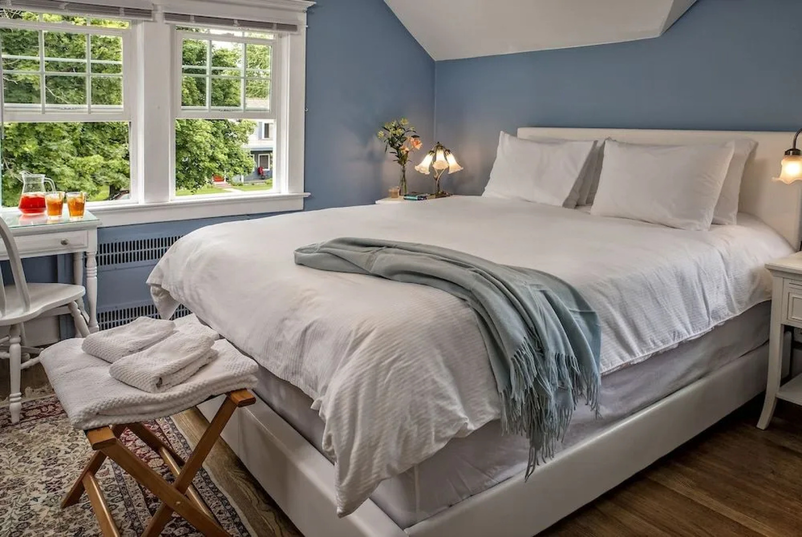 Baker City Blue Door Inn