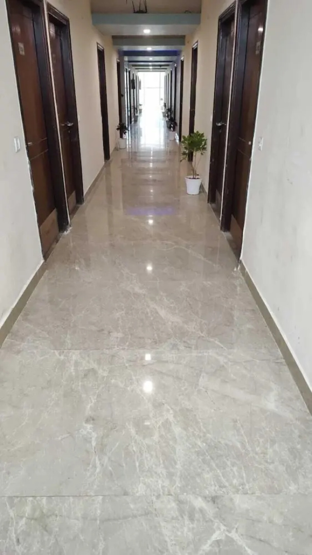 Hotel Saket