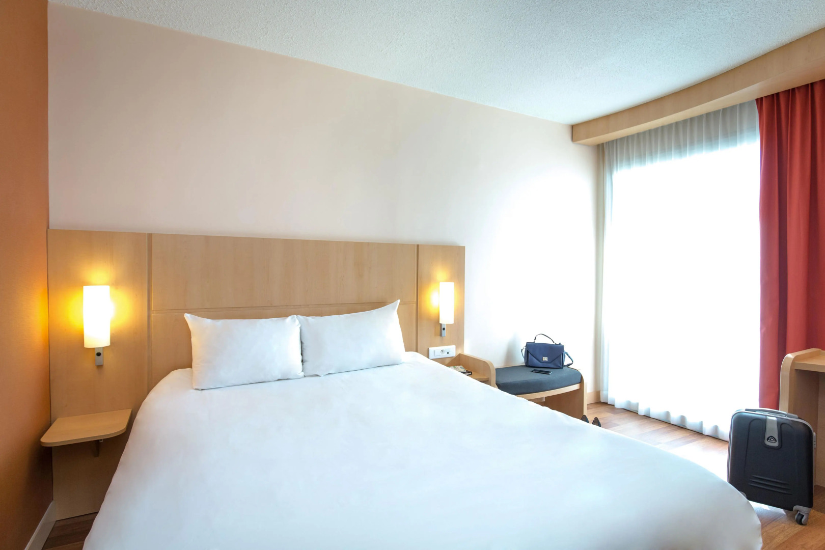 ibis Cavaillon Portes du Luberon