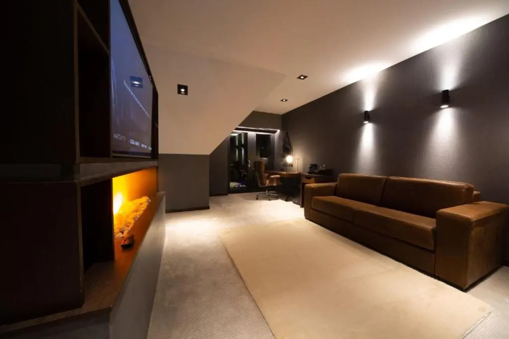 Cave Hotel near Canterbury