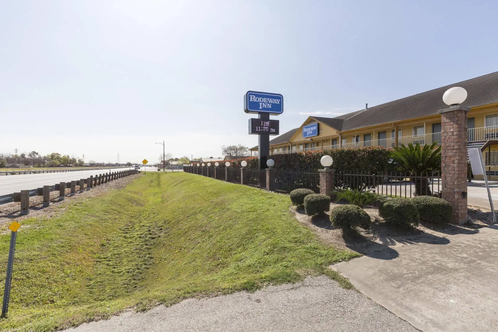 Rodeway Inn South Houston
