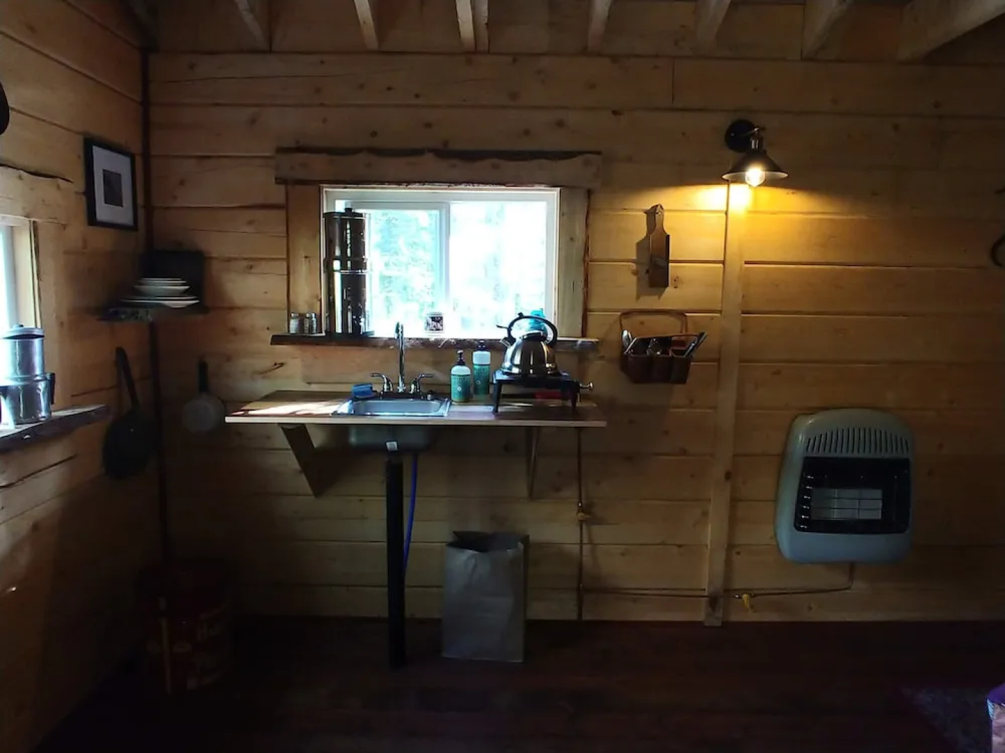 Blackburn Cabins