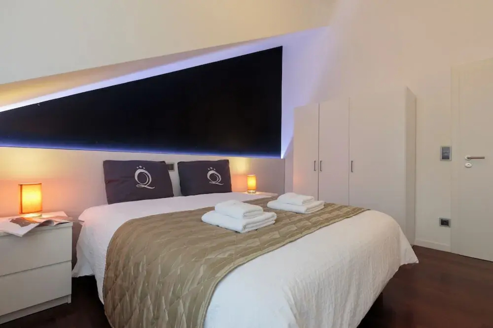 The Queen Luxury Apartments-VillaGiorgia