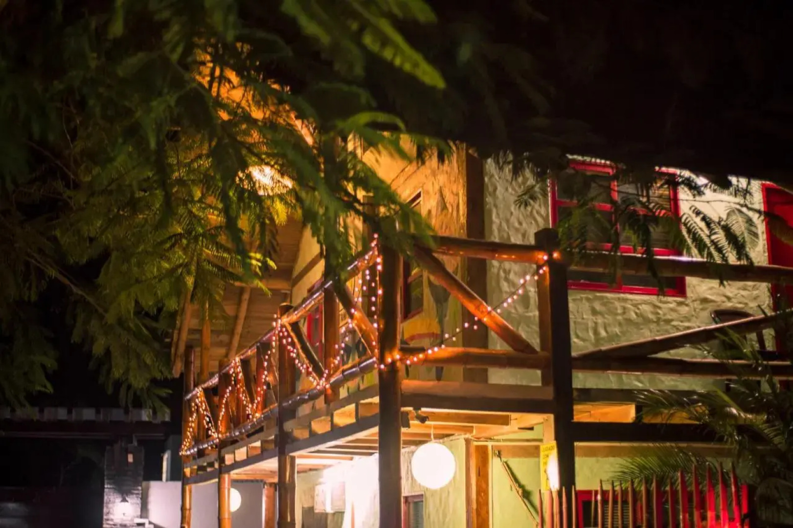 Pop House Montañita