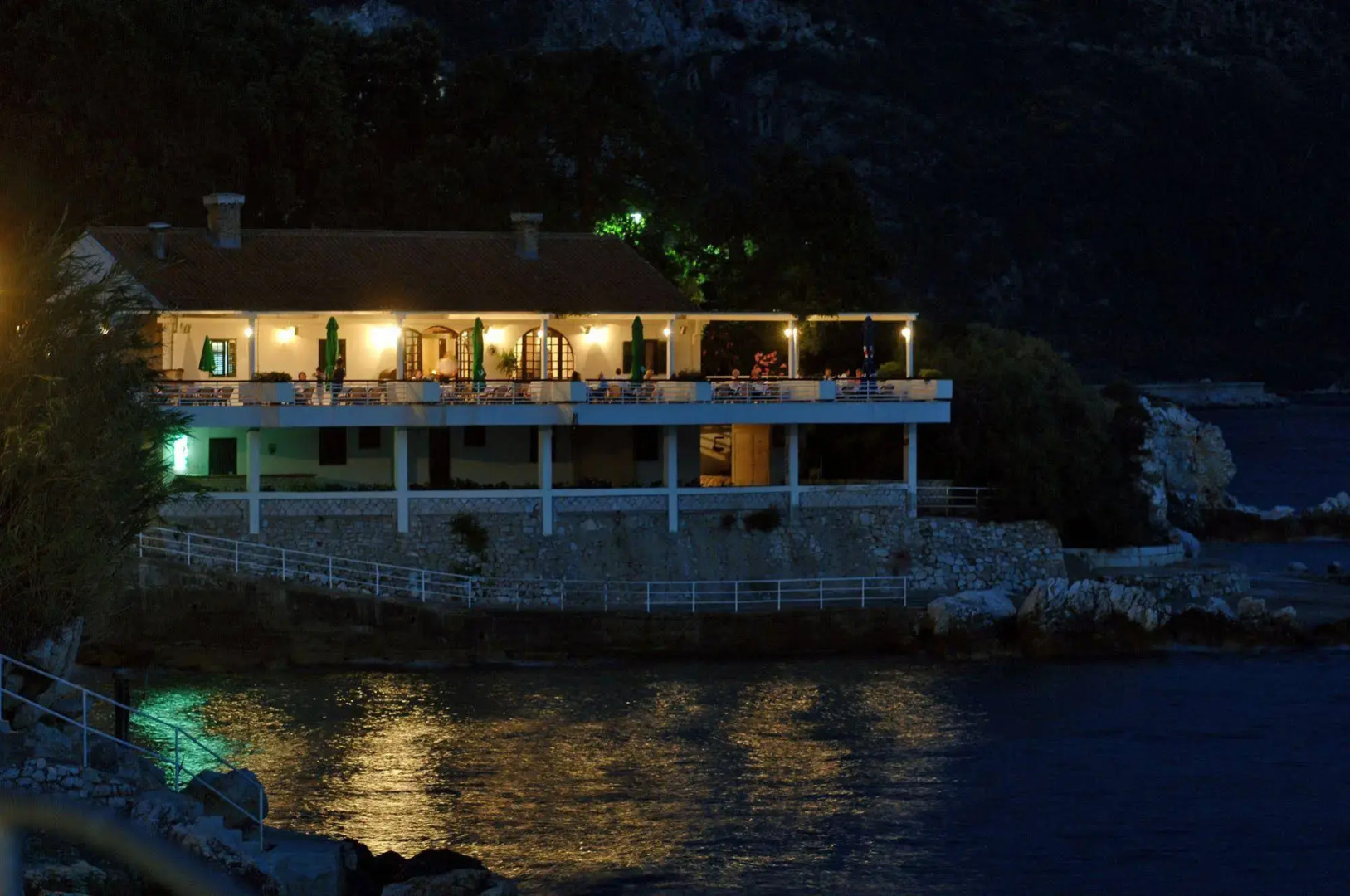 Luxury and modern Villa with a pool