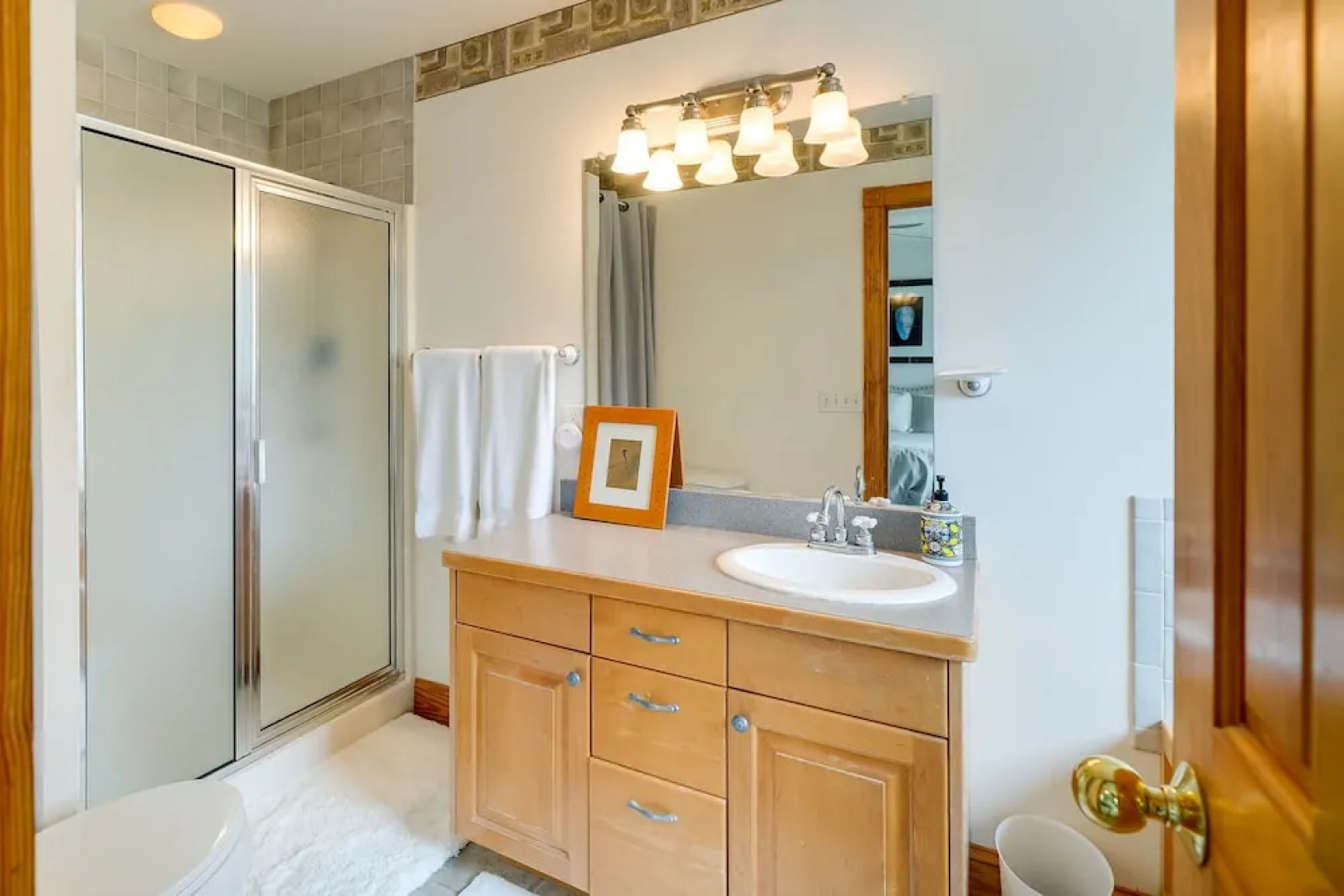 Waterfront Outer Banks Home w/ Beach Access