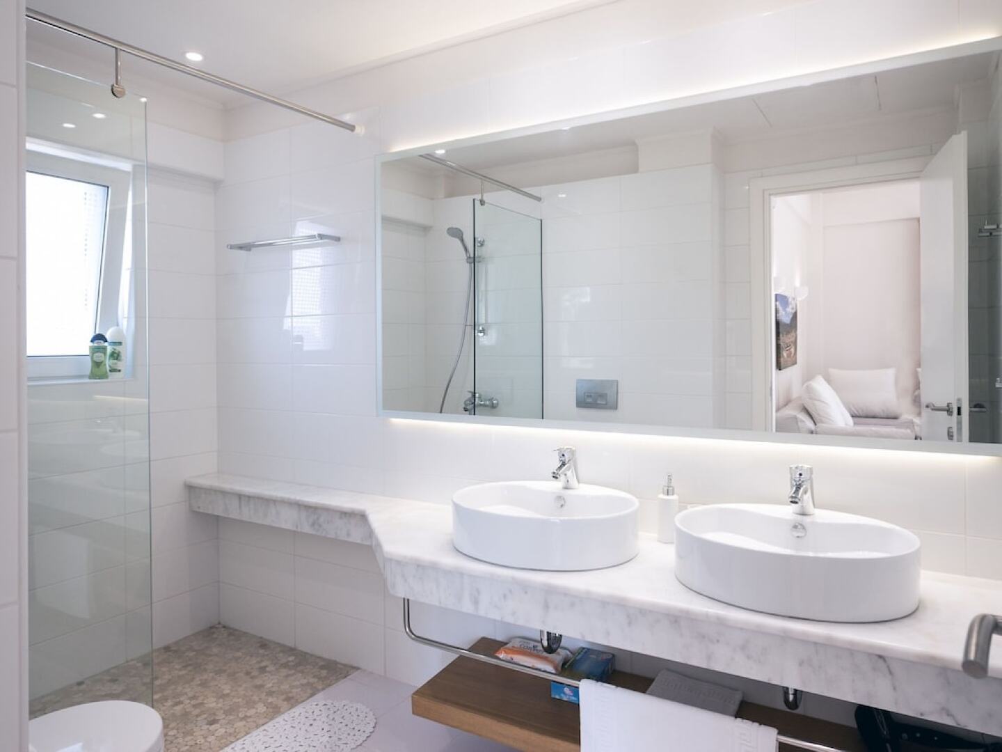 Villa Direct on the Long Sandy Beach, Swimming Pool, Tennis Court, Bicycles etc