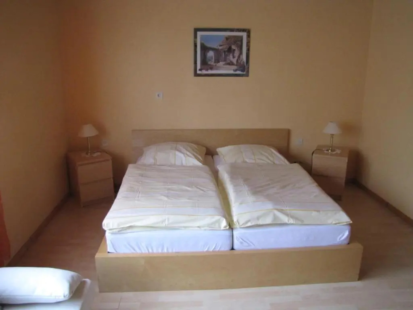 "Unter den Kastanien"