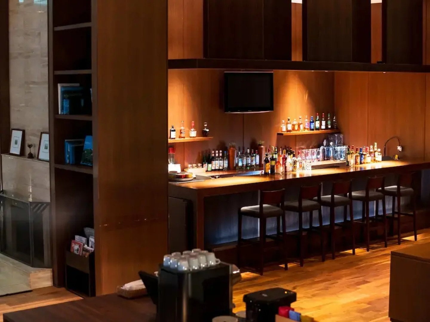 Glamprook Futtsu Bristol Hill