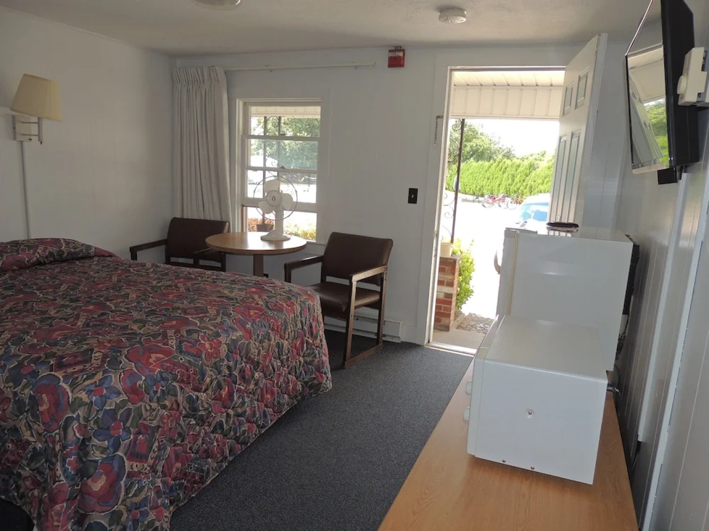 Phil & Anns Sunset Motel