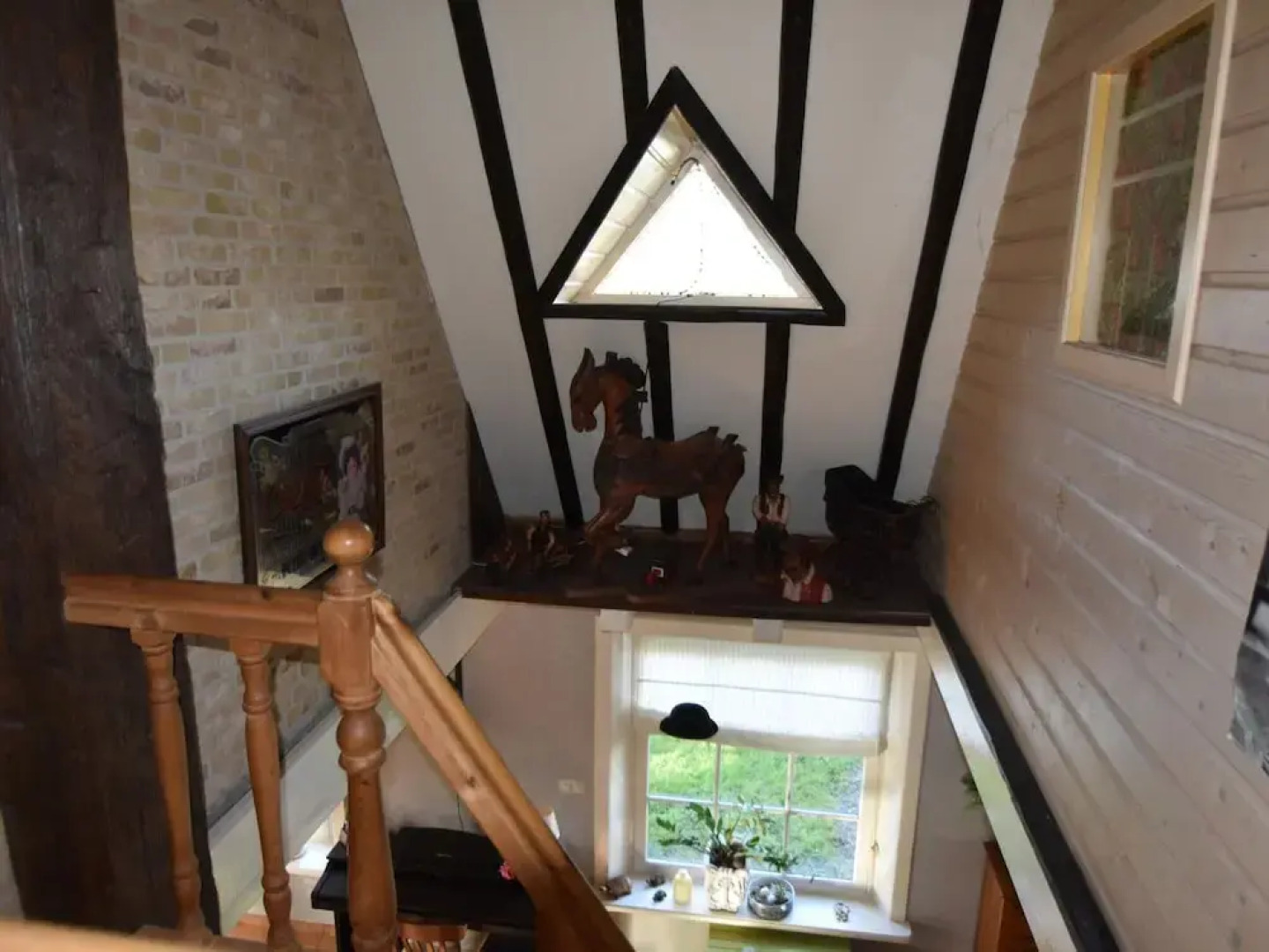 Spacious Holiday Home Close to the sea