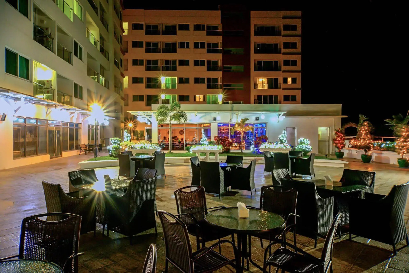 Xenia Hotel Clark - Multi Use Hotel