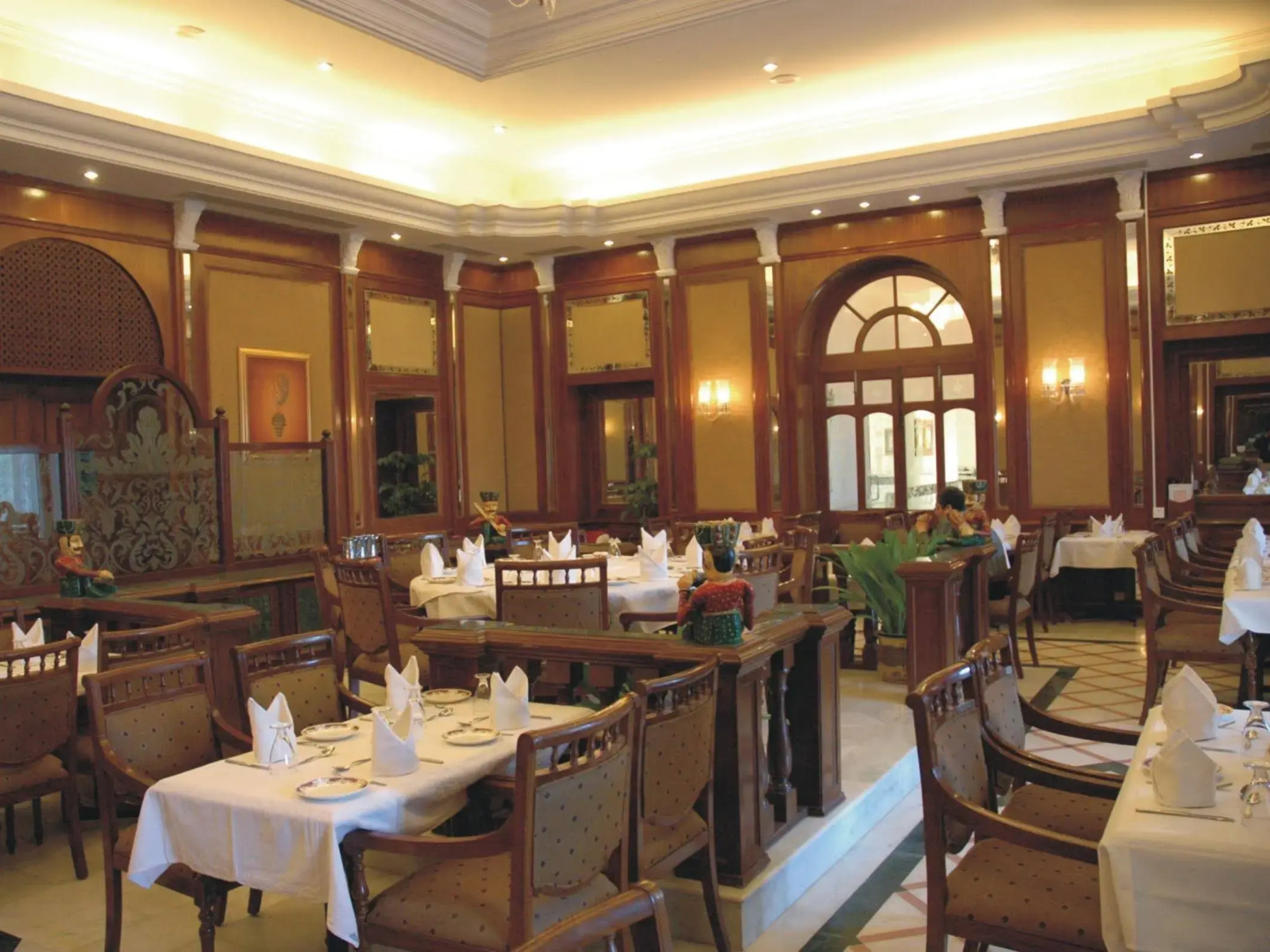 The Lalit Laxmi Vilas Palace