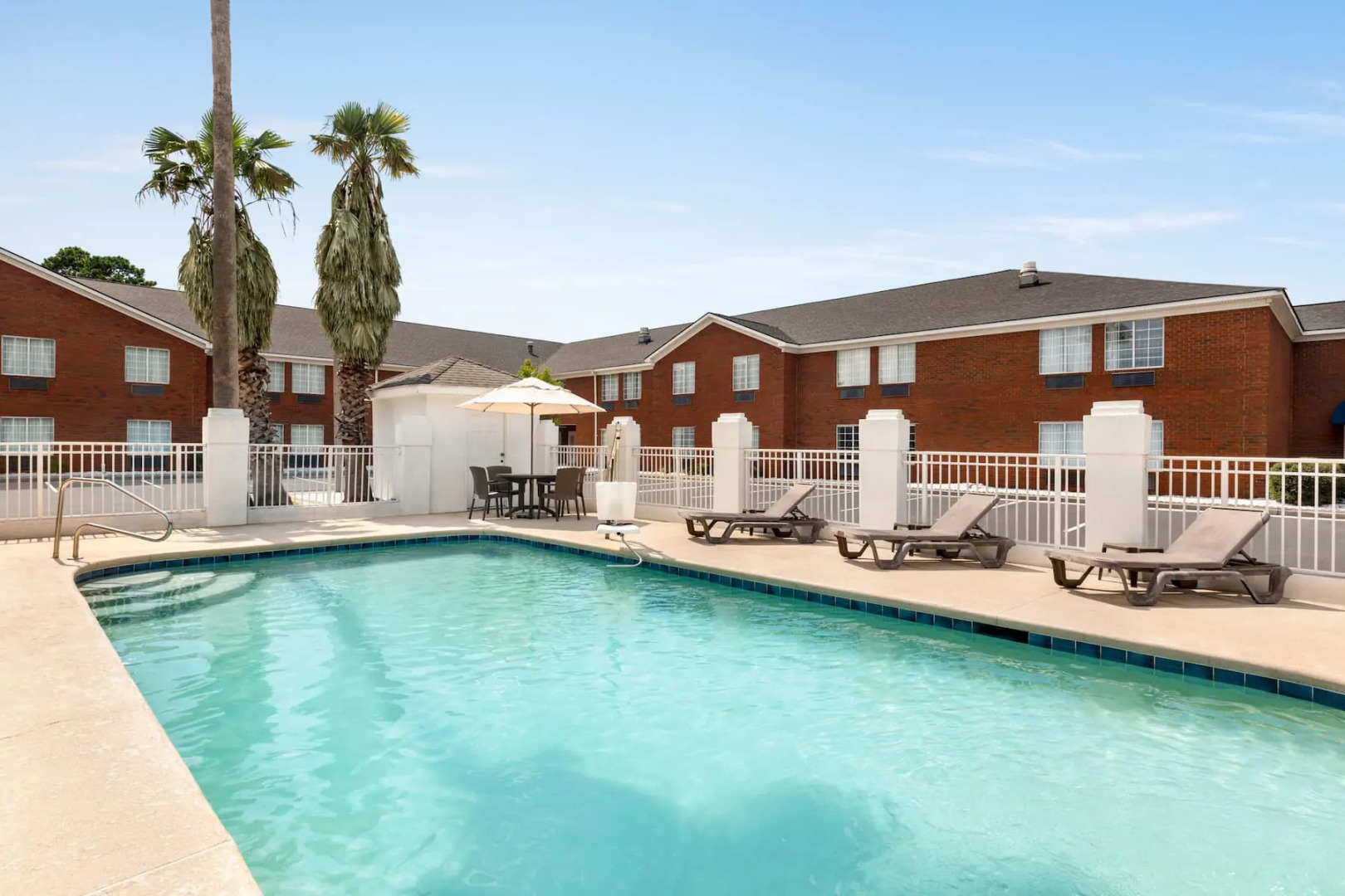 Holiday Inn Express Savannah-I-95 North