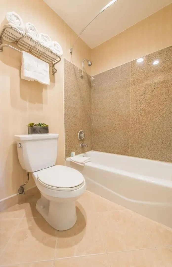 Tiller House, Laguna Hills, A Tribute Portfolio Hotel