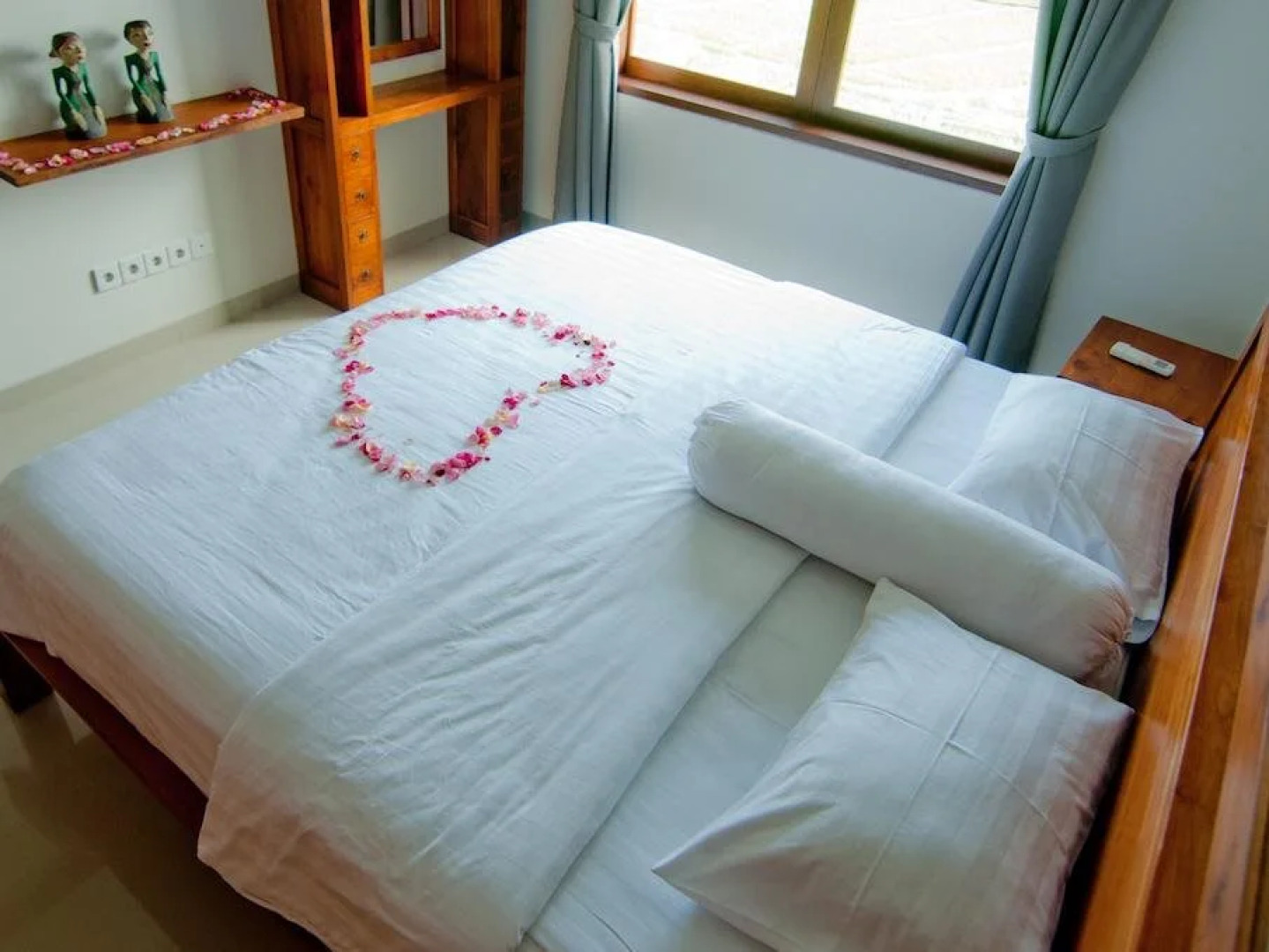 Echo Beach Townhouses