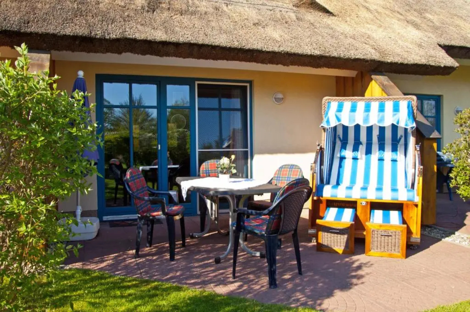 Reetdachhaus Malve 2 mit Kamin für bis zu 6 Personen