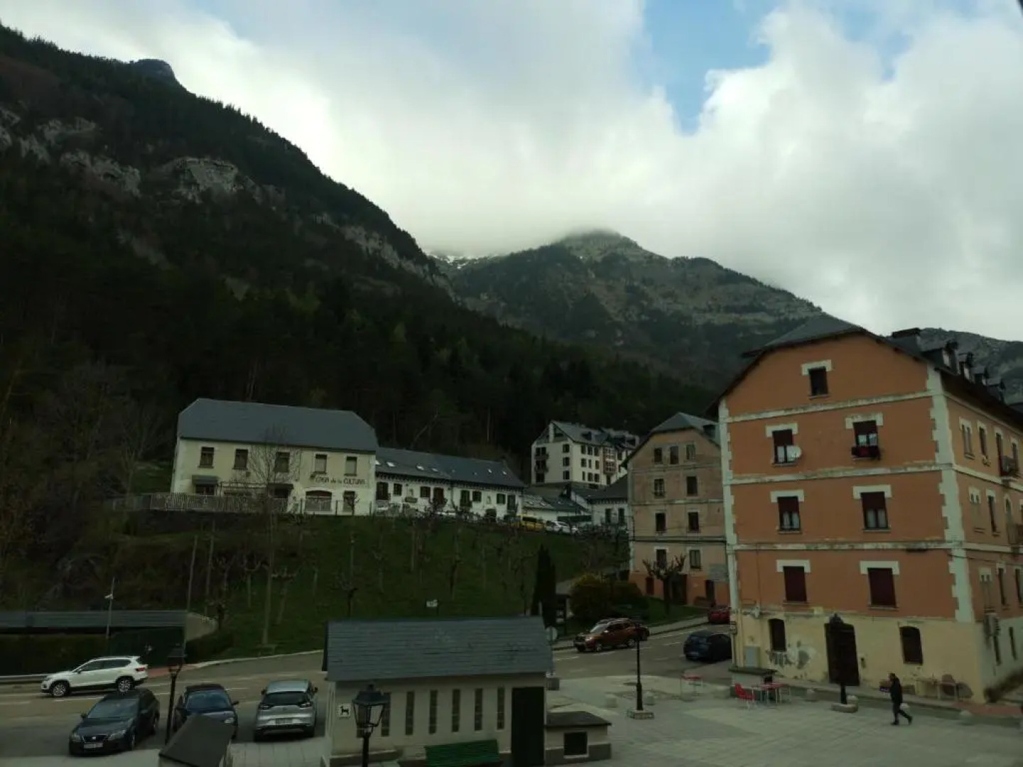 Plaza Europa 4 primera planta apartamento 10