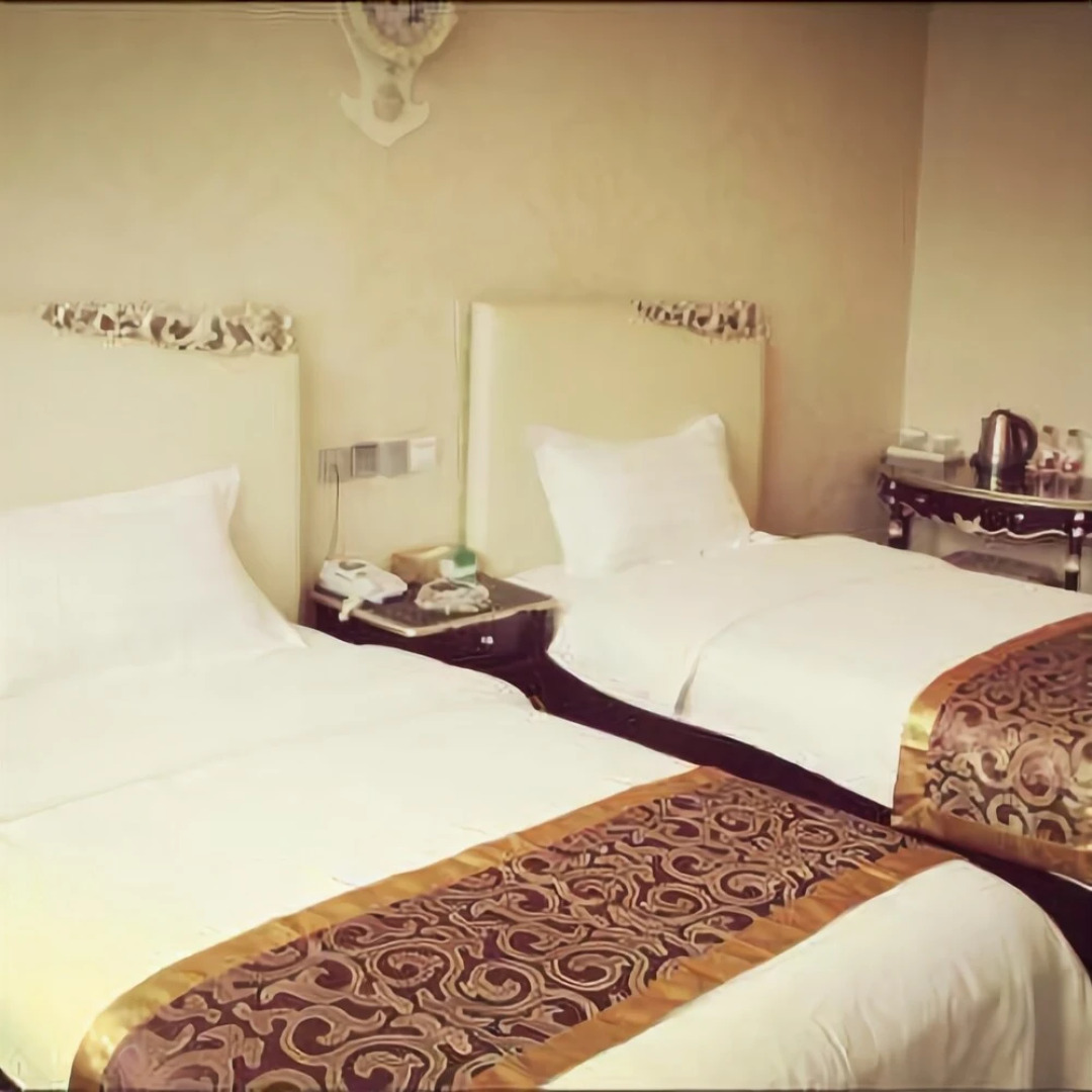 新乡塞纳河温泉酒店