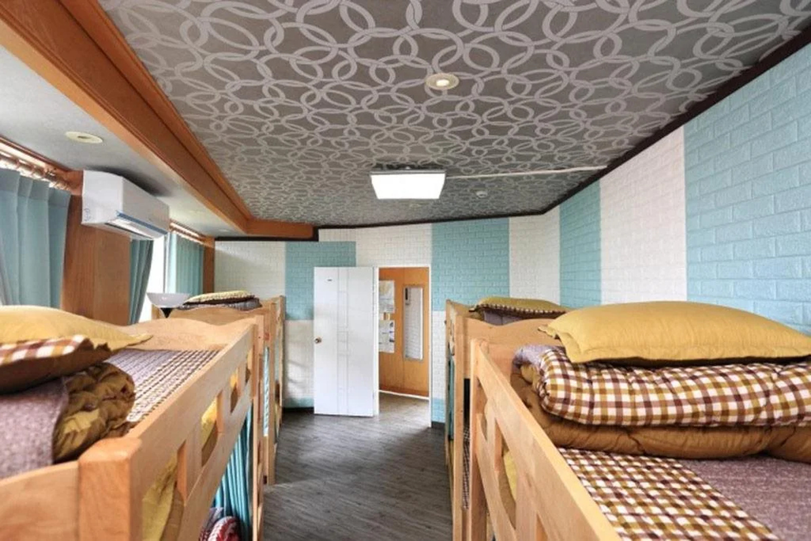 Elmar Guesthouse - Hostel