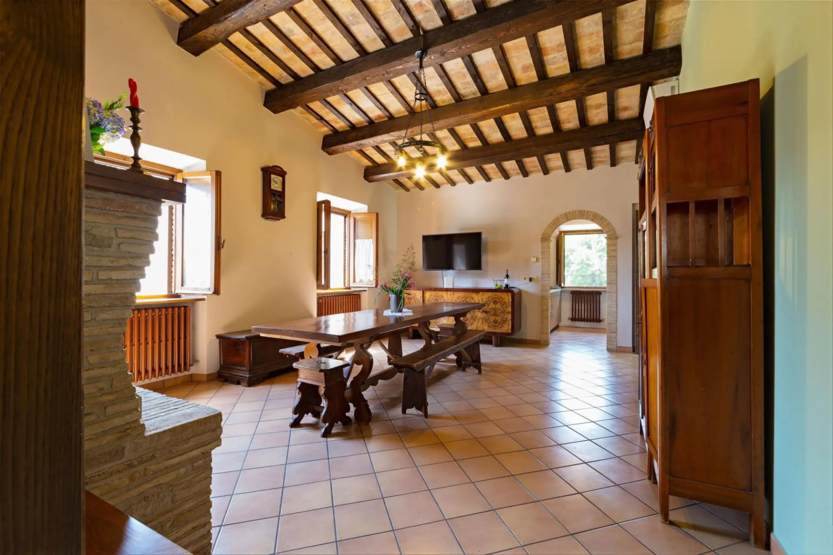 Quiet property set in a genuine context between nature and culture.-CASA PARIS