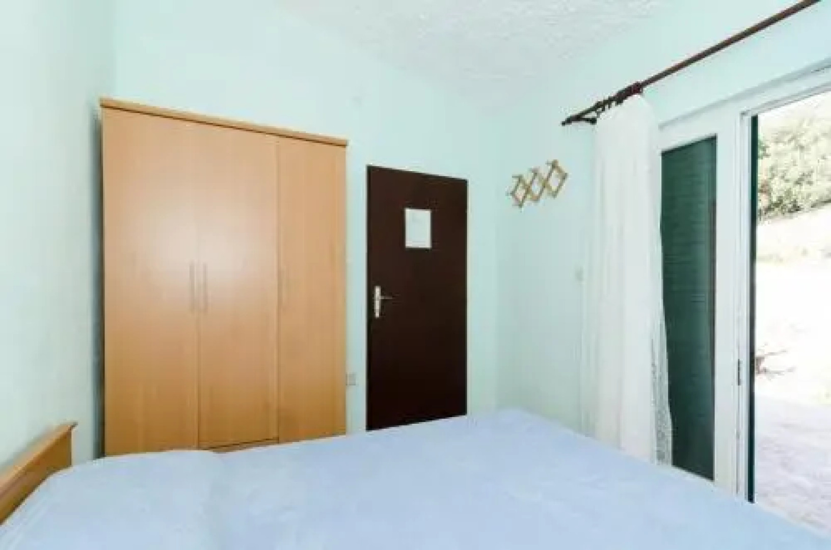 Three-Bedroom Holiday Home in Potomje